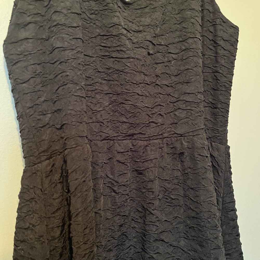 Black dress sleeveless